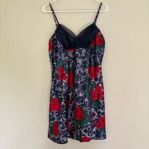 Honors Intimates Vintage Floral Print Women's Nightgown - Size Small